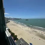 Ap Frente Mar Balneario Camboriu